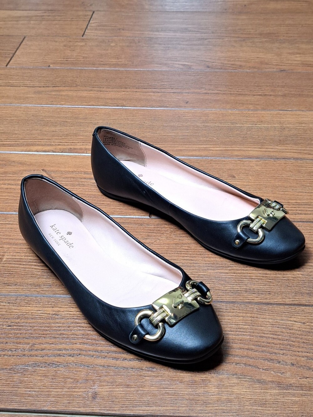 Kate Spade New York Phoebe Black Leather Ballet Flats Gold Buckle 7